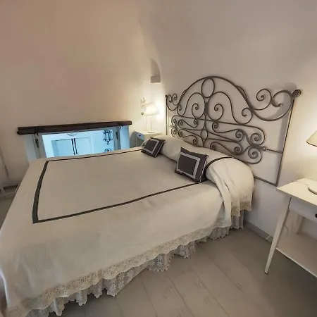Kenzia Beachfront Location&bus Hub Apartment *