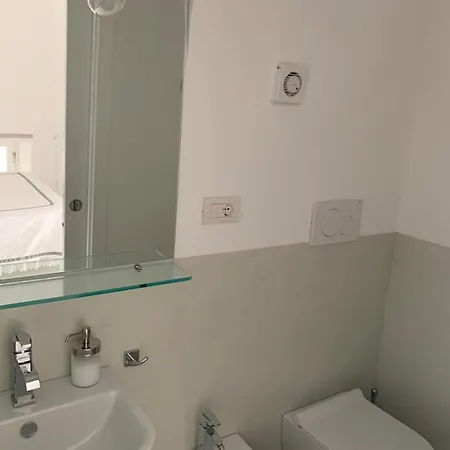 Apartamento Kenzia Beachfront Location & Bus Hub Minori