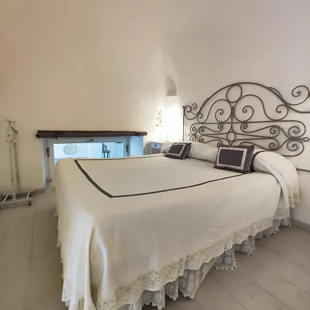 Kenzia Beachfront Location&bus Hub Apartment *